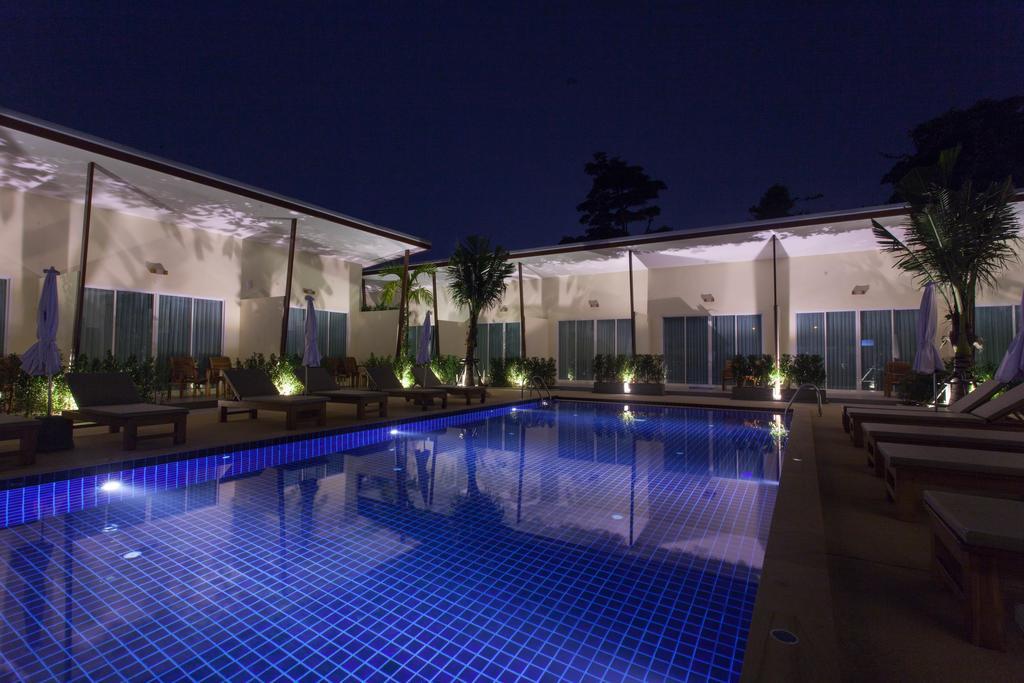 Chalong Princess Pool Villa Resort Sha Extra Plus Bagian luar foto